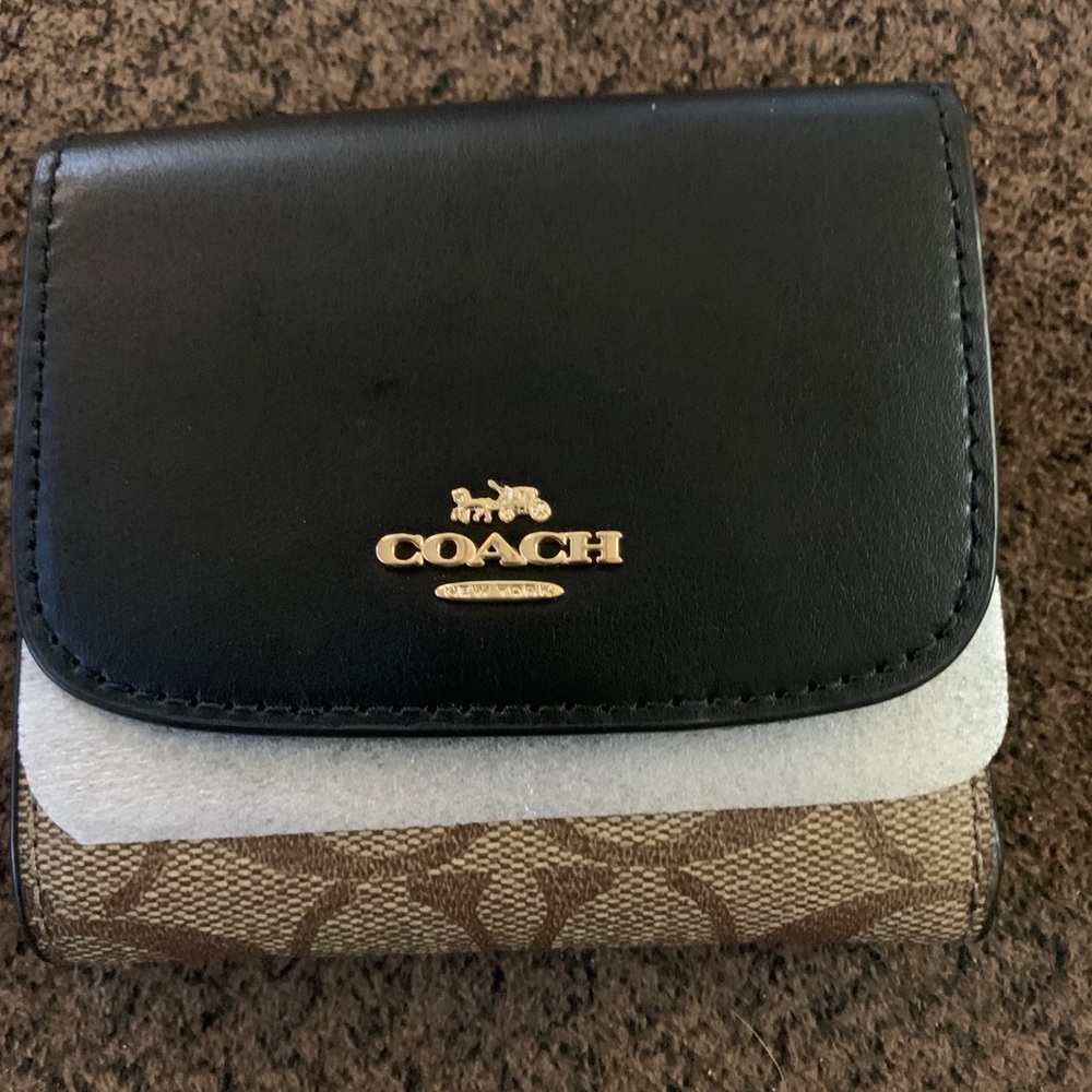 COACH Wallet Tri-Fold Mini